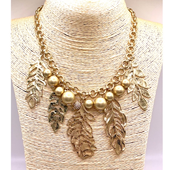 Vintage CANVAS Gold Tone Leaf Charm Necklace 16” With 3” Extender - Picture 4 of 4